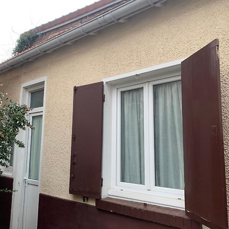Appartement Cosy Tout Equipe Коломб Екстер'єр фото